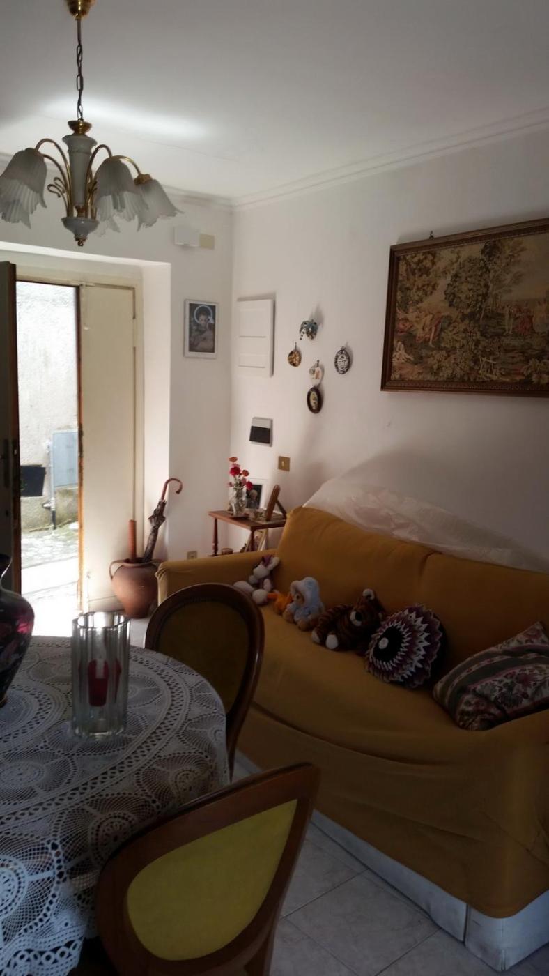 Vila Casa In Antico Borgo Medievale A Tarano Ri, Via Giacomo Leopardi, 15 Exteriér fotografie