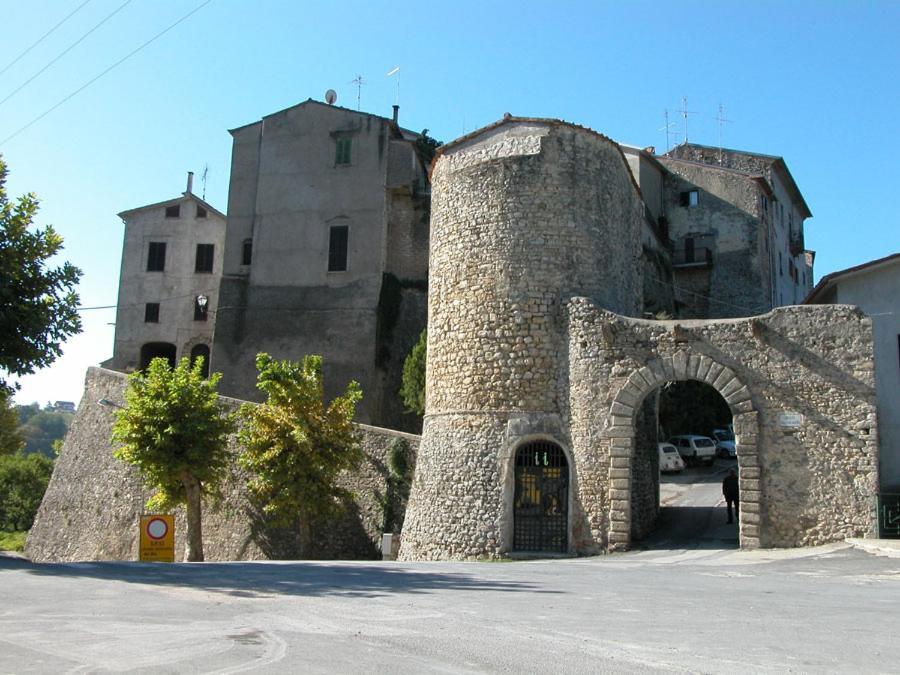 Vila Casa In Antico Borgo Medievale A Tarano Ri, Via Giacomo Leopardi, 15 Exteriér fotografie